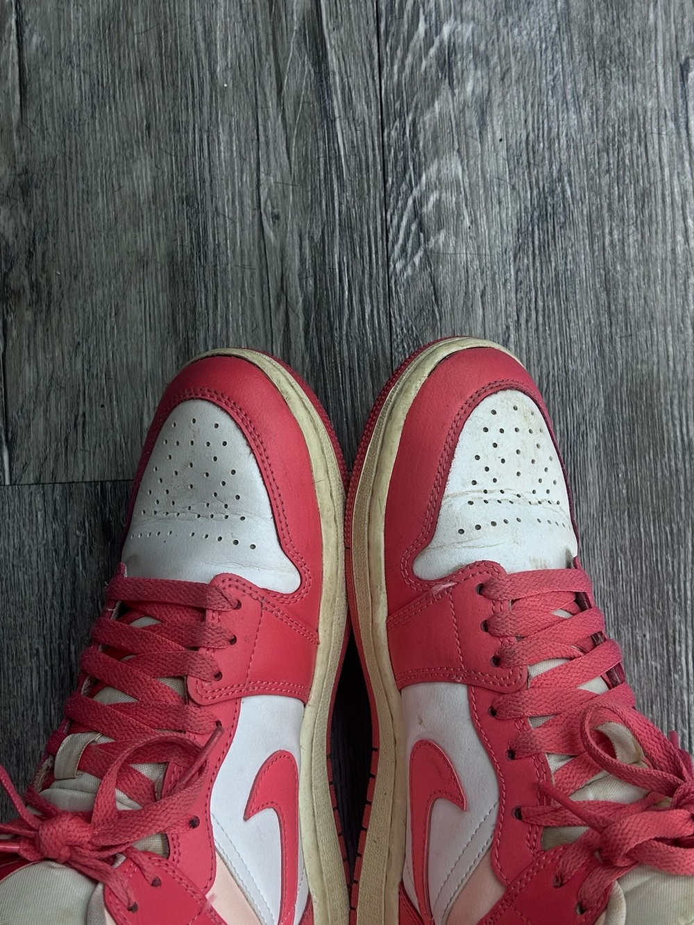 Nike Kids Pink and White Low-Top Sneakers